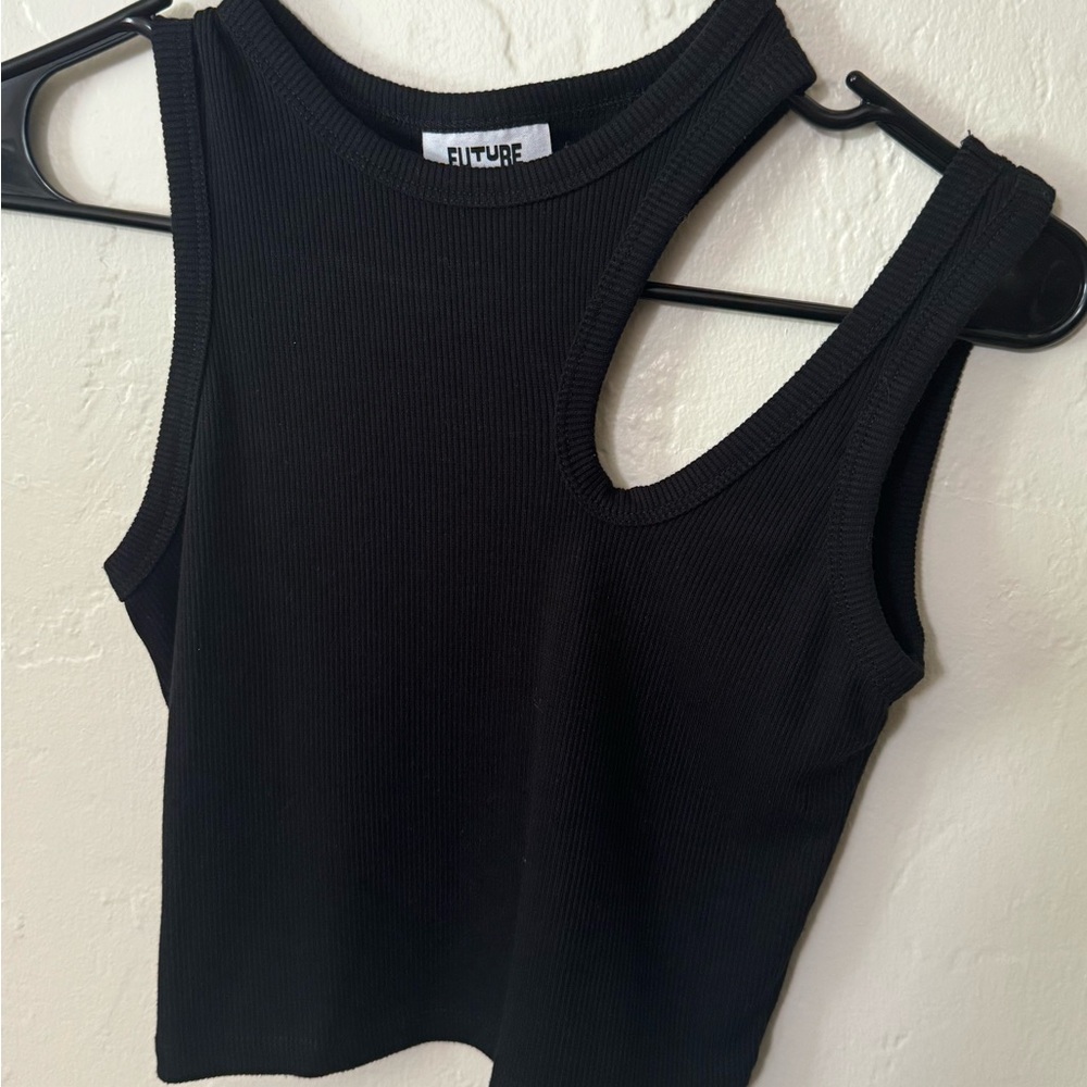 FUTURE Black Asymmetric Cutout Ribbed Tank